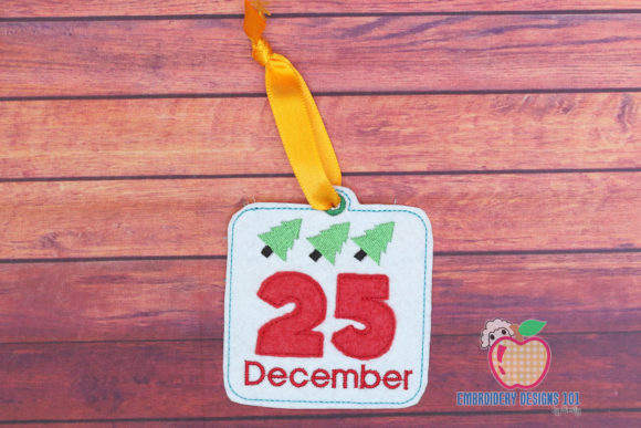 December 25 Calendar Ornament: A Craft Fair Embroidery Review